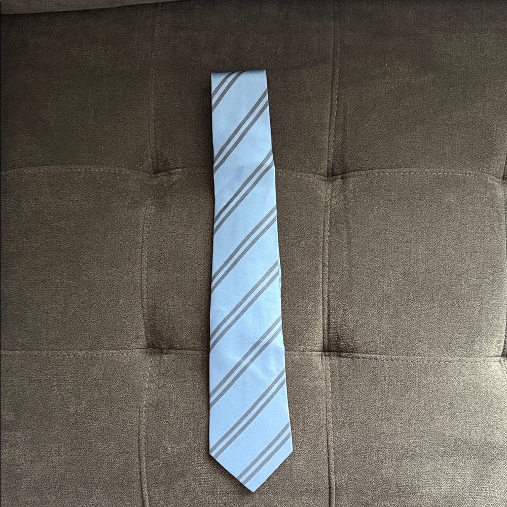 Blue silk Hermes tie